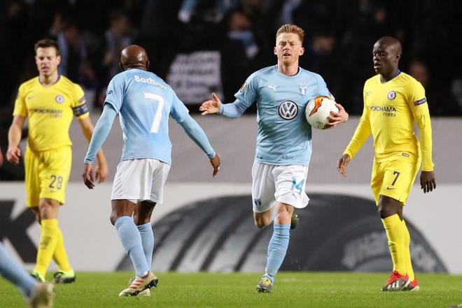 中保持冷静 中保持冷静