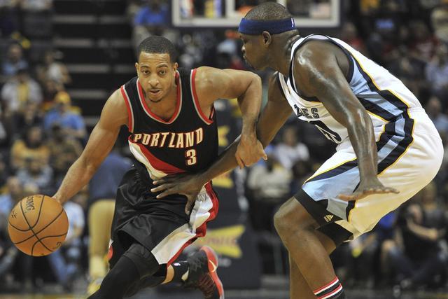 大背景下 大背景下