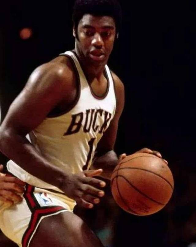 中起到决定 中起到决定