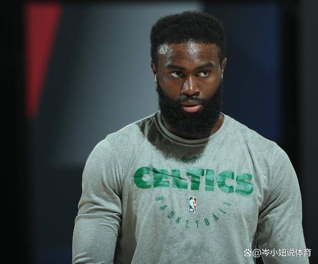 在中前场 在中前场