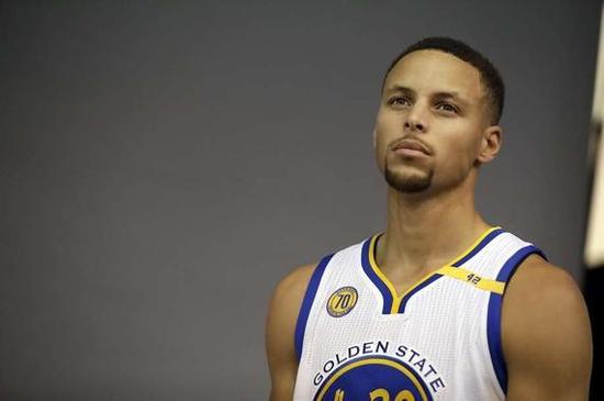 卡腰不抱人 卡腰不抱人